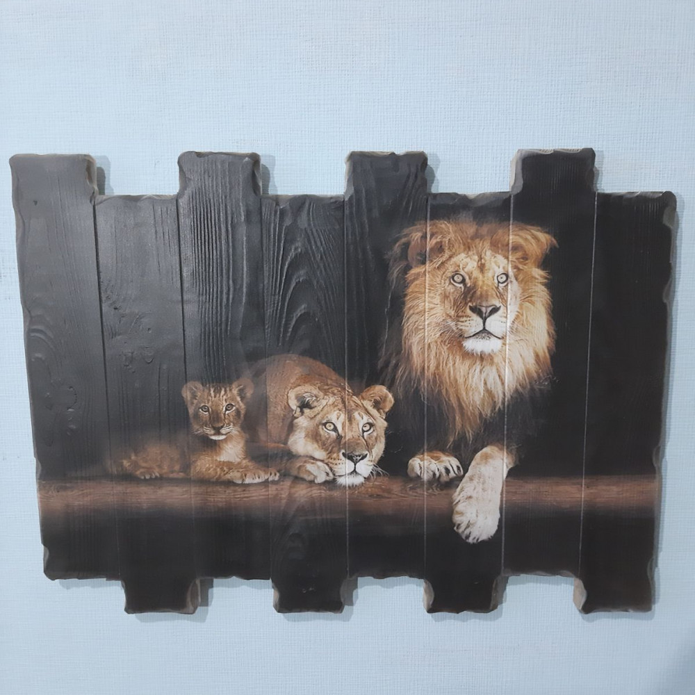 PAINTING LION'S FAMILY (005)