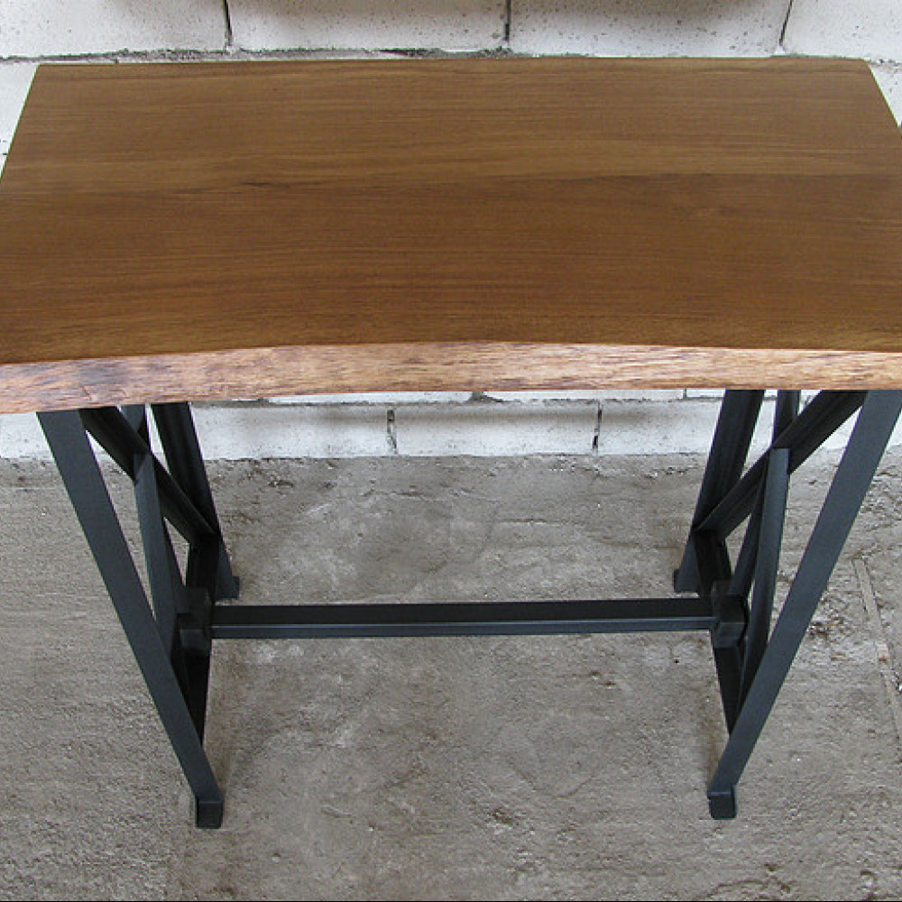 Bar Table 010